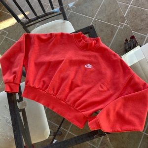 Nike Mock Neck Crop Crew